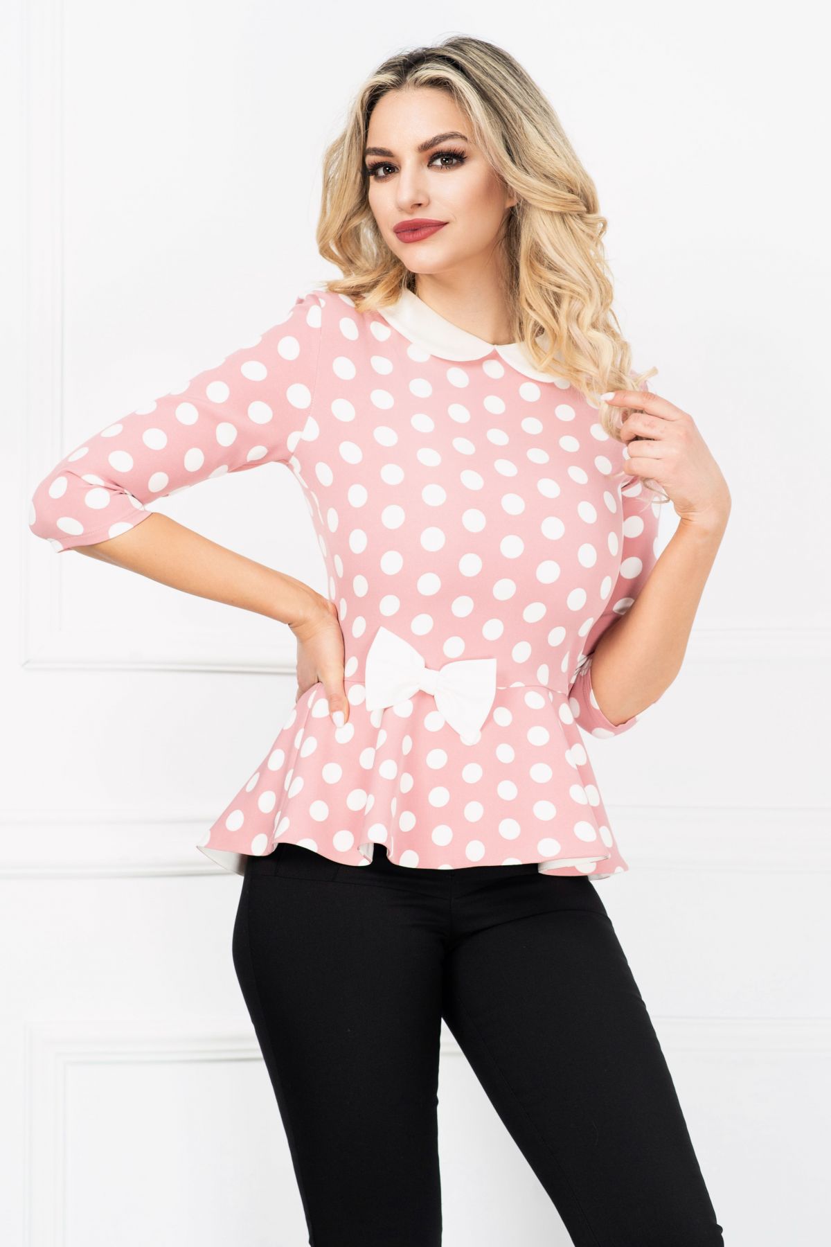 Bluza InPuff roz cu buline si peplum cu funda ecru in talie