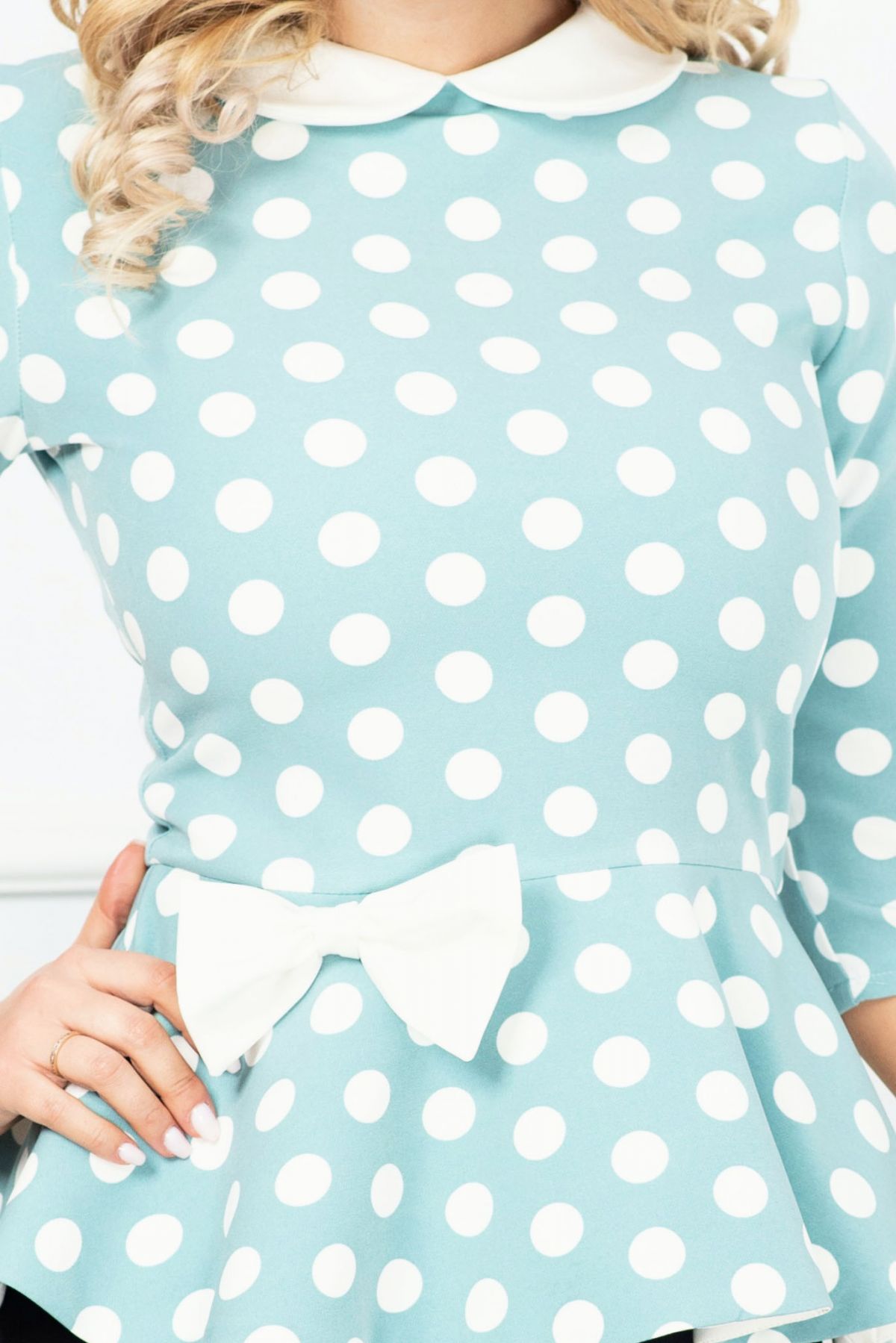 Bluza InPuff turquoise cu buline si peplum cu funda ecru in talie
