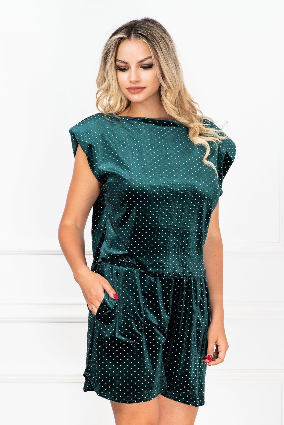 Poze Trening dama din catifea cu umeri buretati Iris verde cu buline By InPuff inpuff.ro