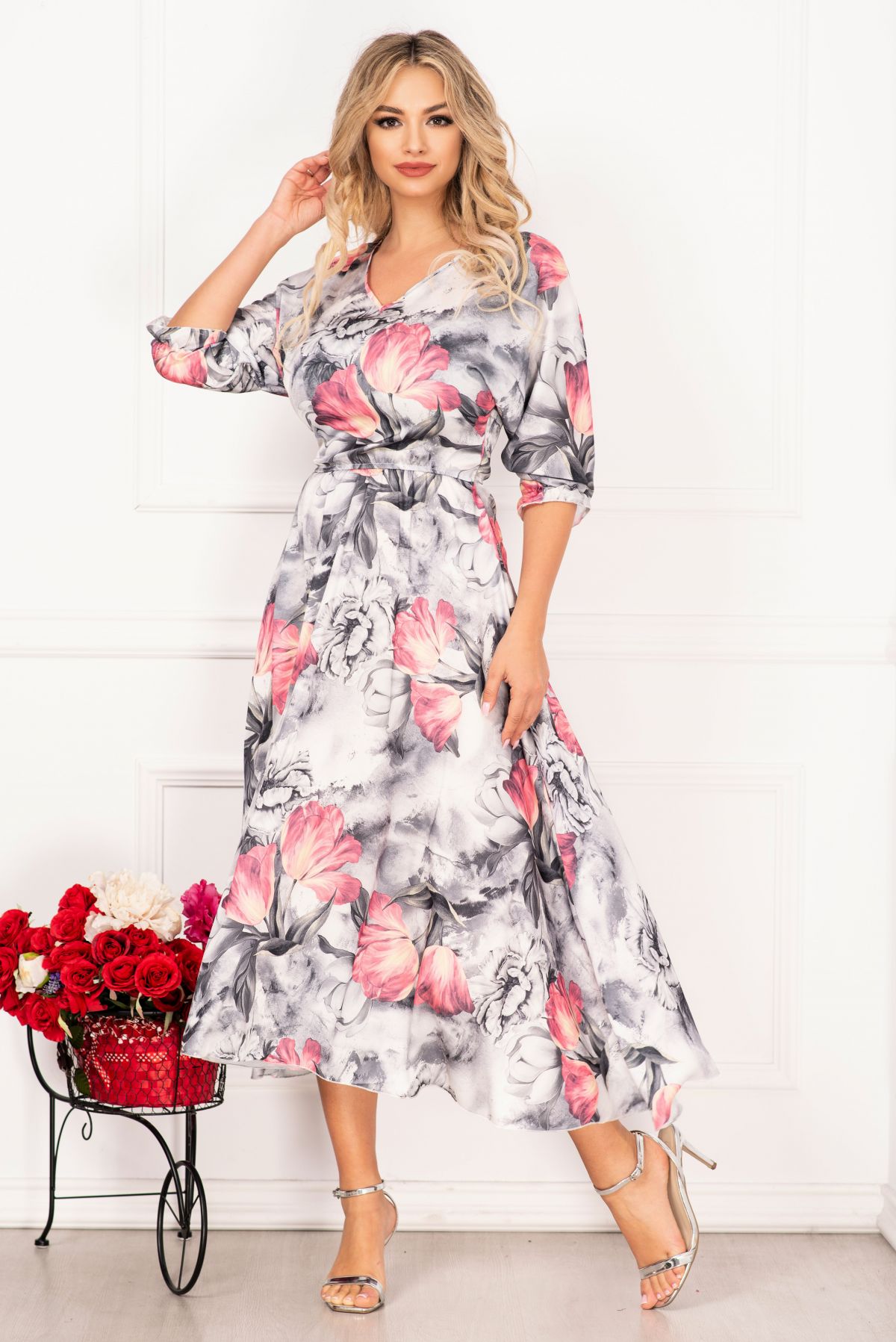 Rochie de vara midi Vanessa vaporoasa cu lalele roz by InPuff 2023 ❤️ Pret Super inpuff.ro imagine noua 2022