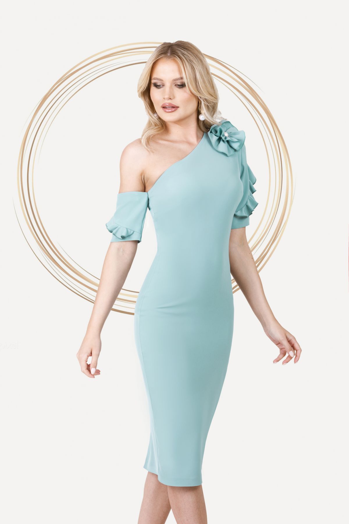 Rochie eleganta de ocazie Pretty Girl mint cu umar gol si volanase