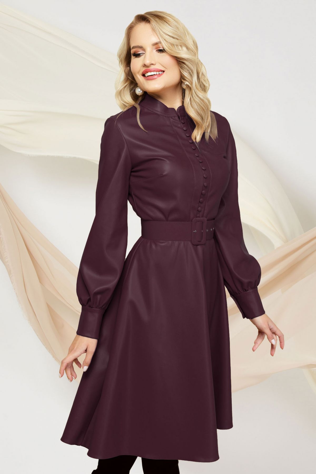 Rochie de zi violet in clos din piele ecologica si curea in talie