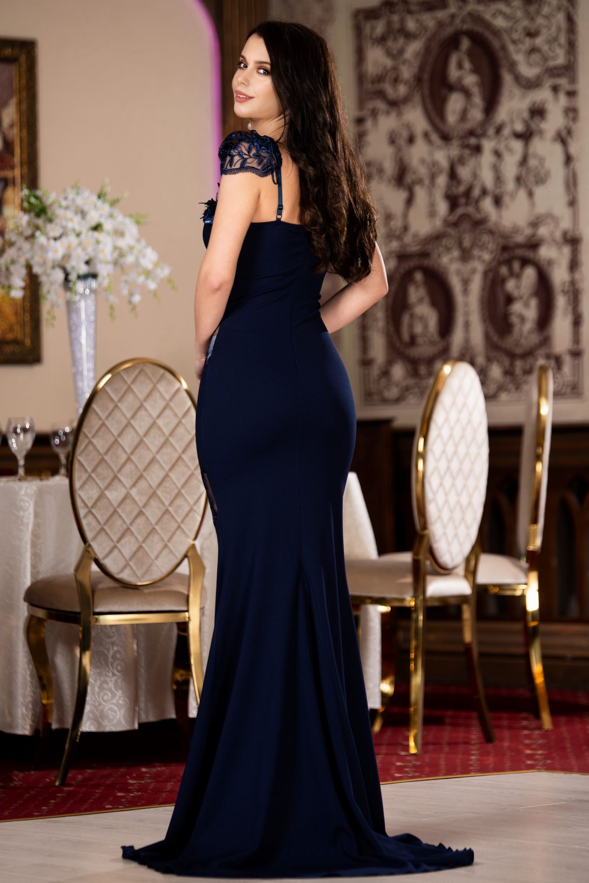 Rochie de lux sirena Isadora bleumarin cu dantela pretioasa si paiete discrete