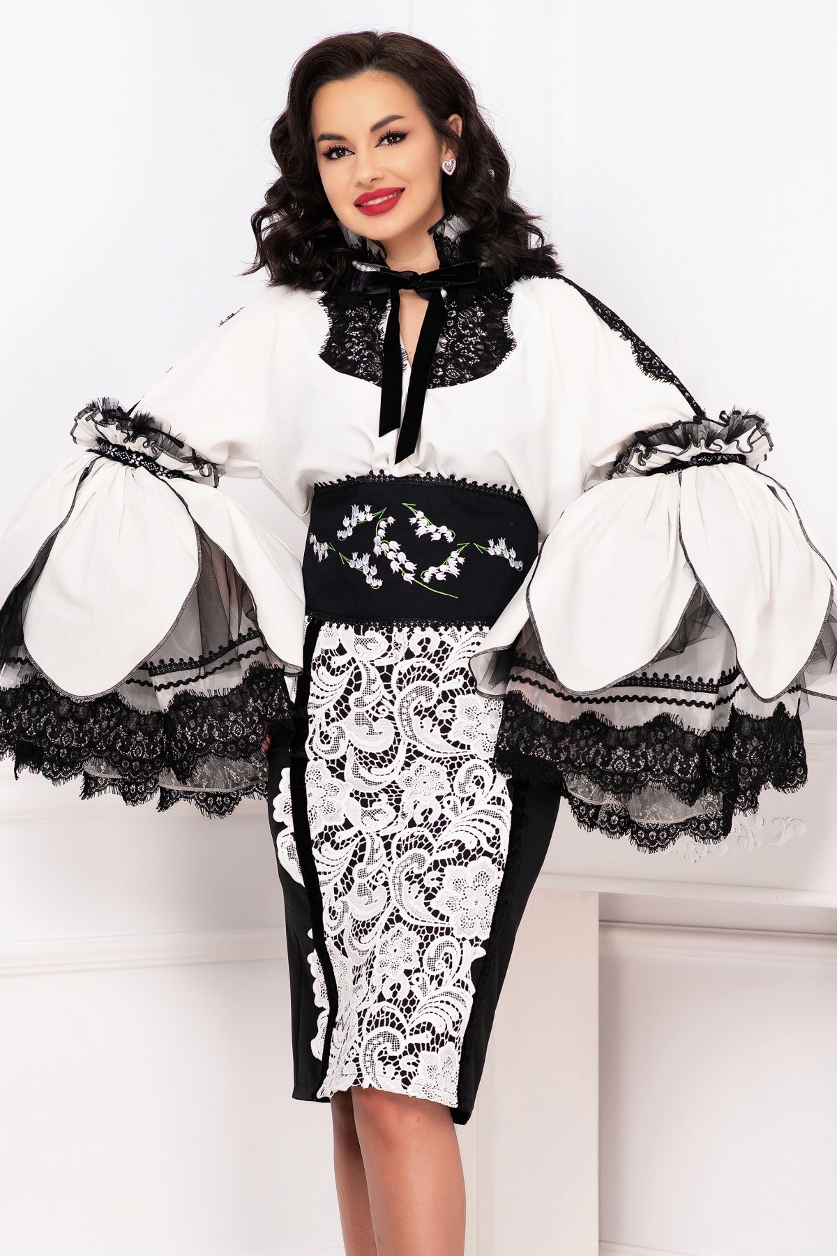 Bluza etno venezia pretioasa alba cu maneci extravagante tip lalea