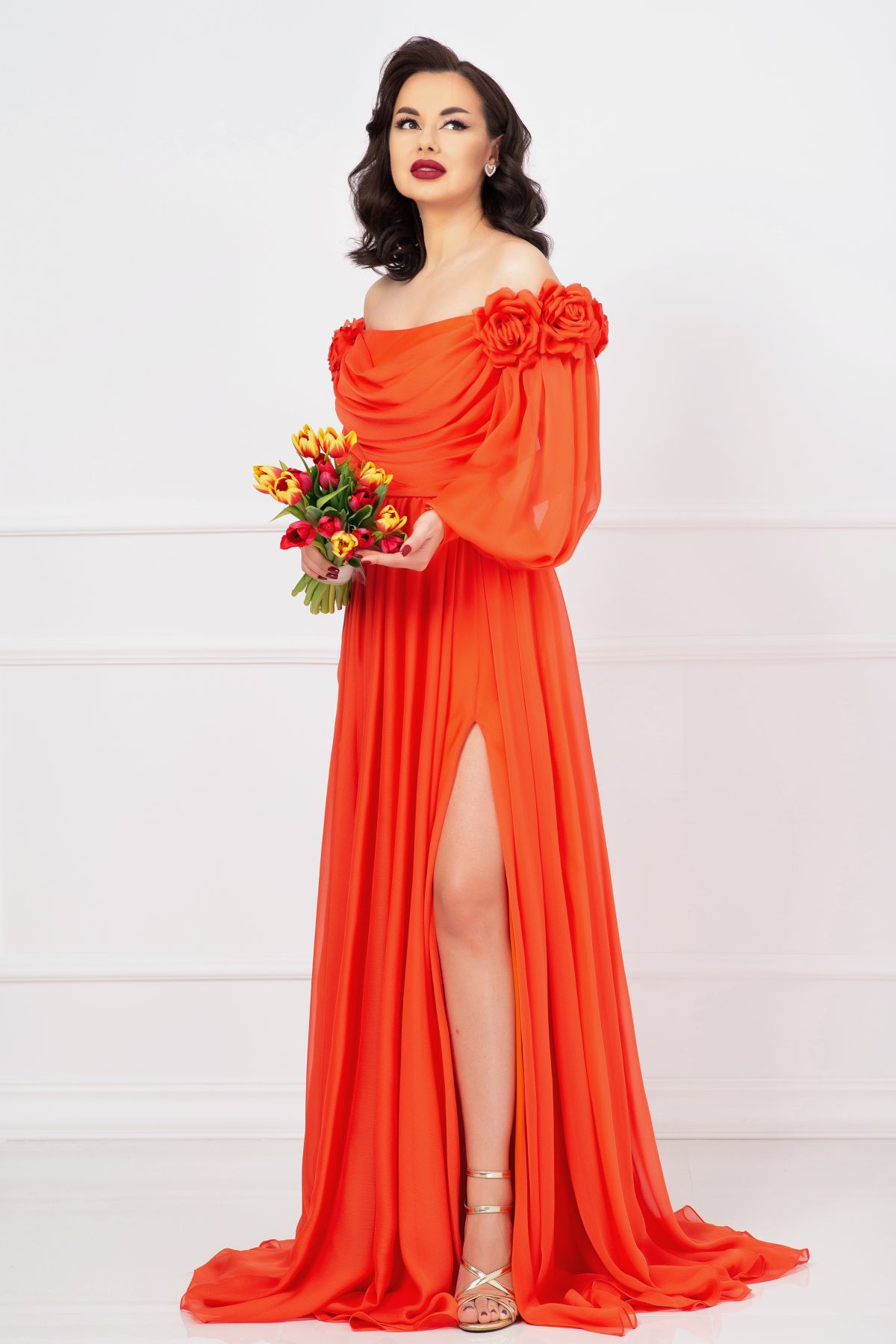 Poze Rochie lunga de lux Mireya orange cu fronseuri si flori 3D inpuff.ro