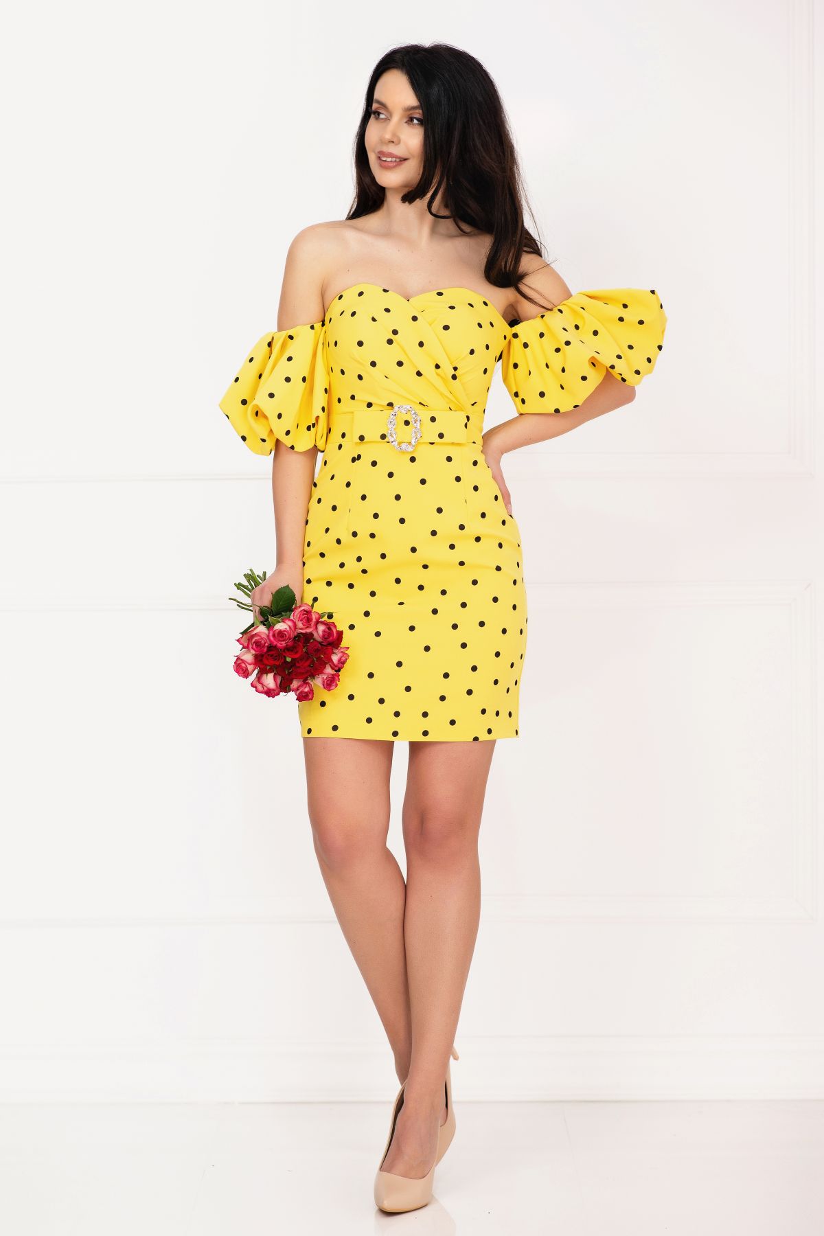 Rochie de zi galbena cu buline Layla cu maneci gogosar