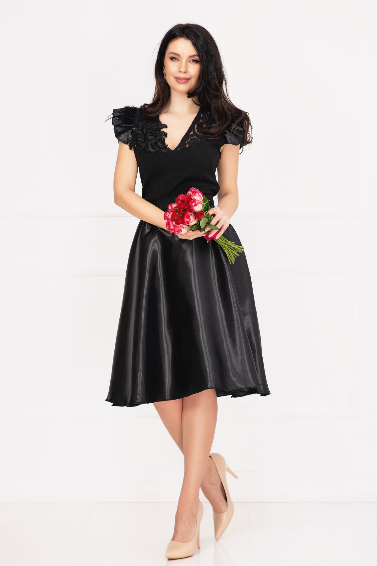 Poze Rochie de ocazie Venezia neagra in clos cu fulgi si broderie inpuff.ro