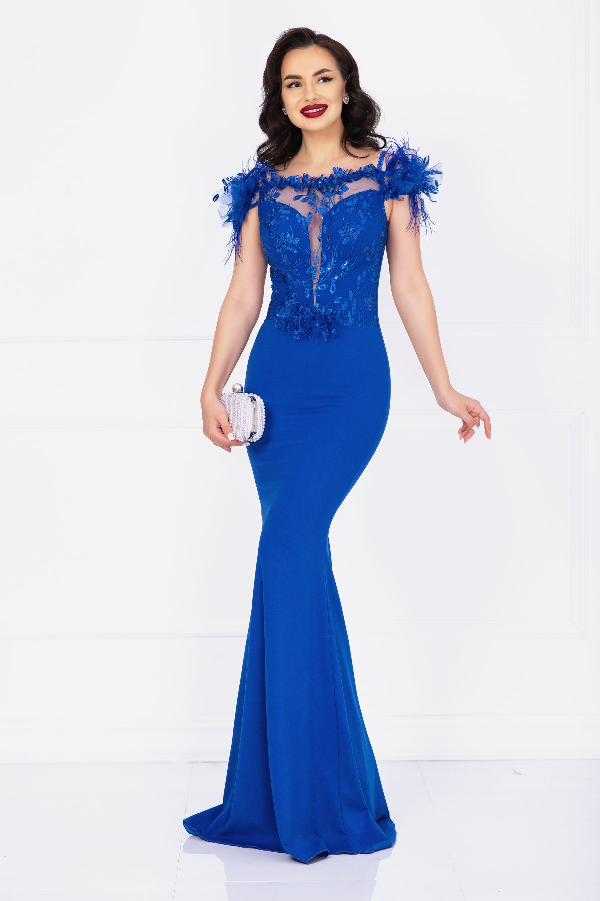 Rochie eleganta Noely albastru royal cu broderie pretioasa si fulgi