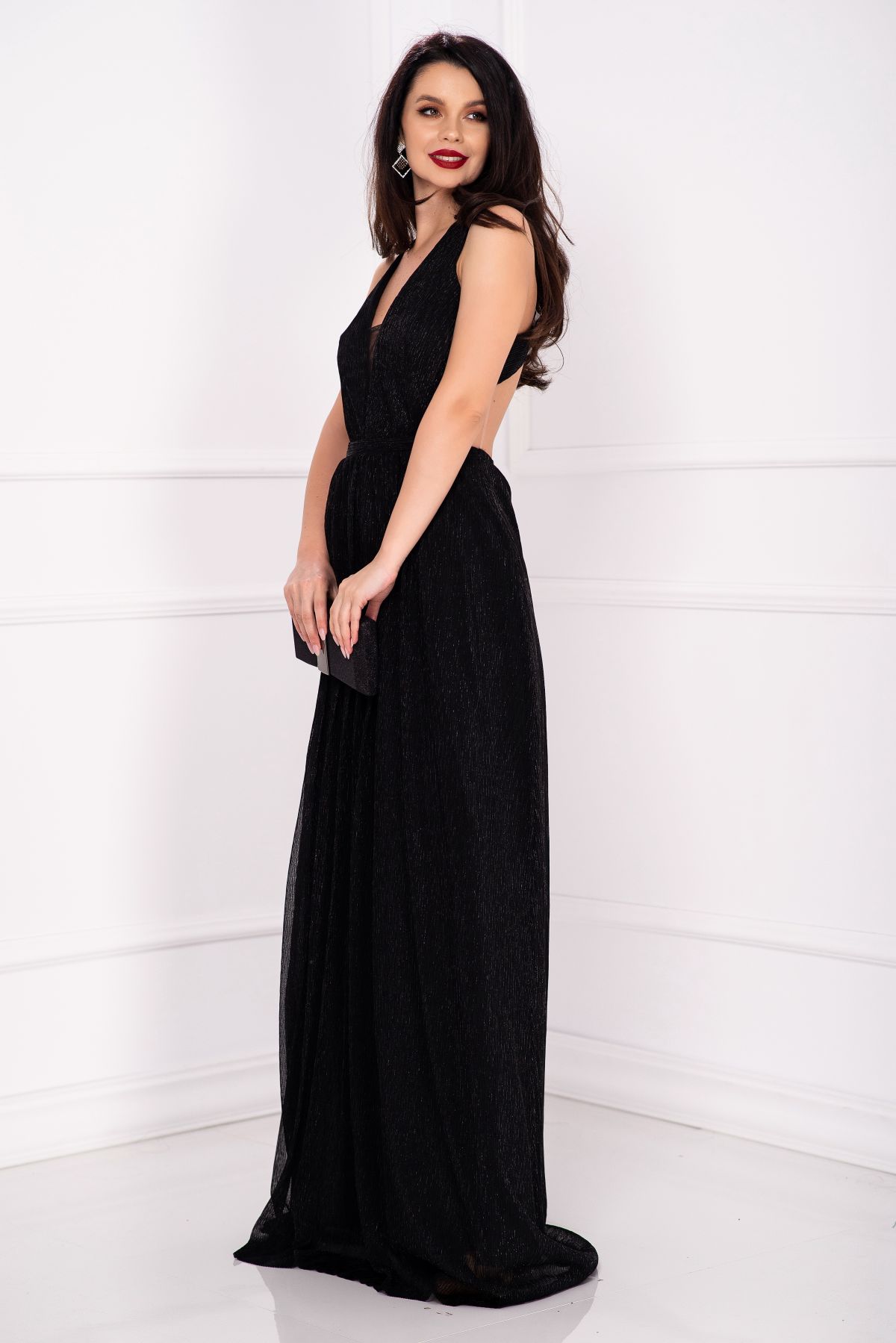 Rochie de seara neagra din crep cu spatele gol