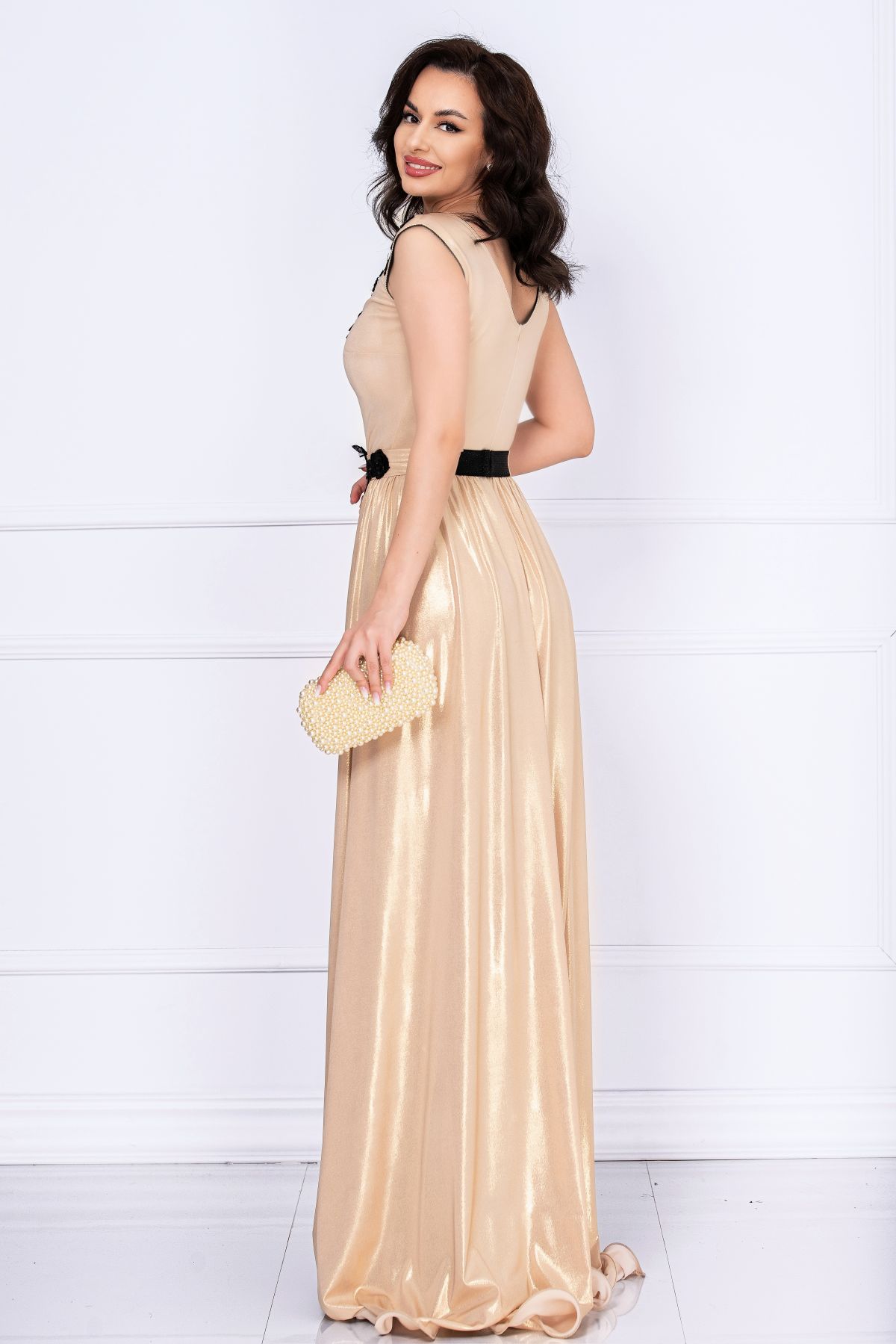 Rochie de seara Ginette gold peliculizata cu broderie aplicata