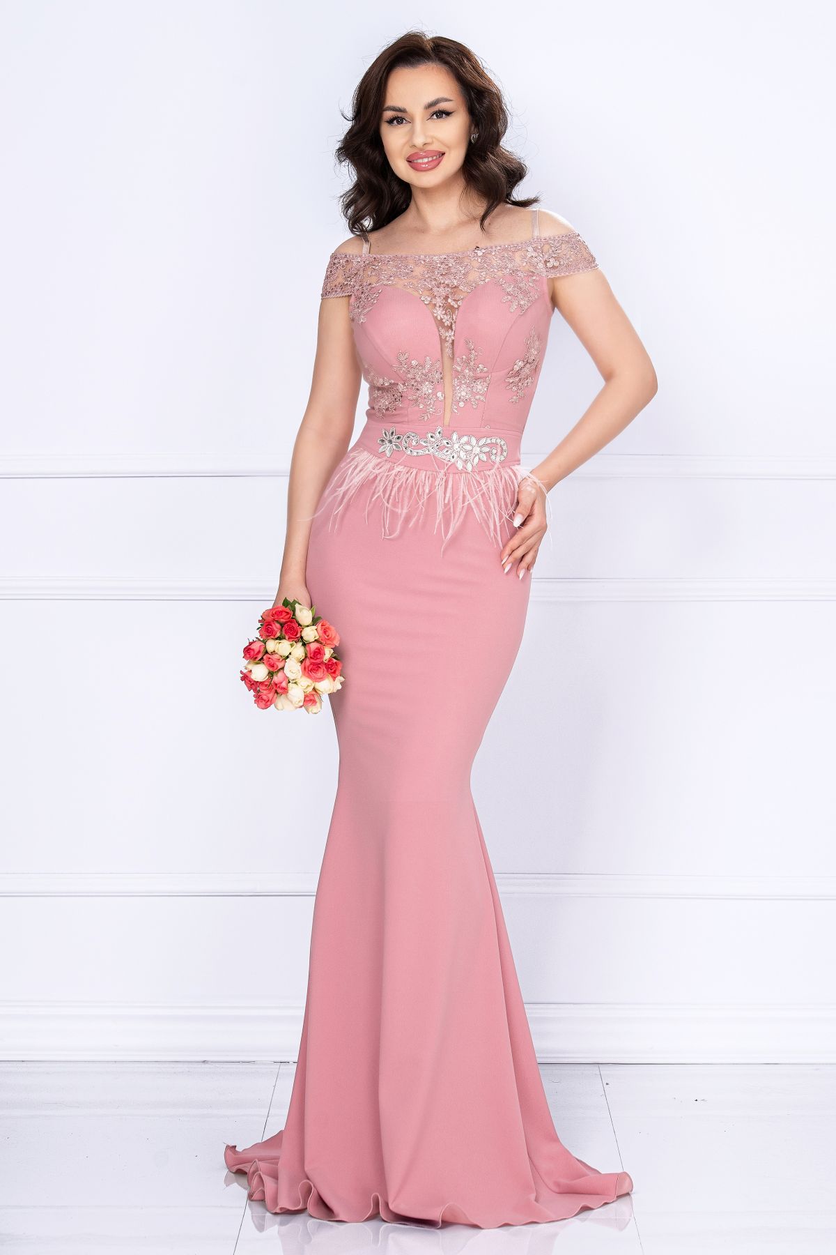 Poze Rochie de seara tip sirena Renata roz cu broderie si fulgi inpuff.ro