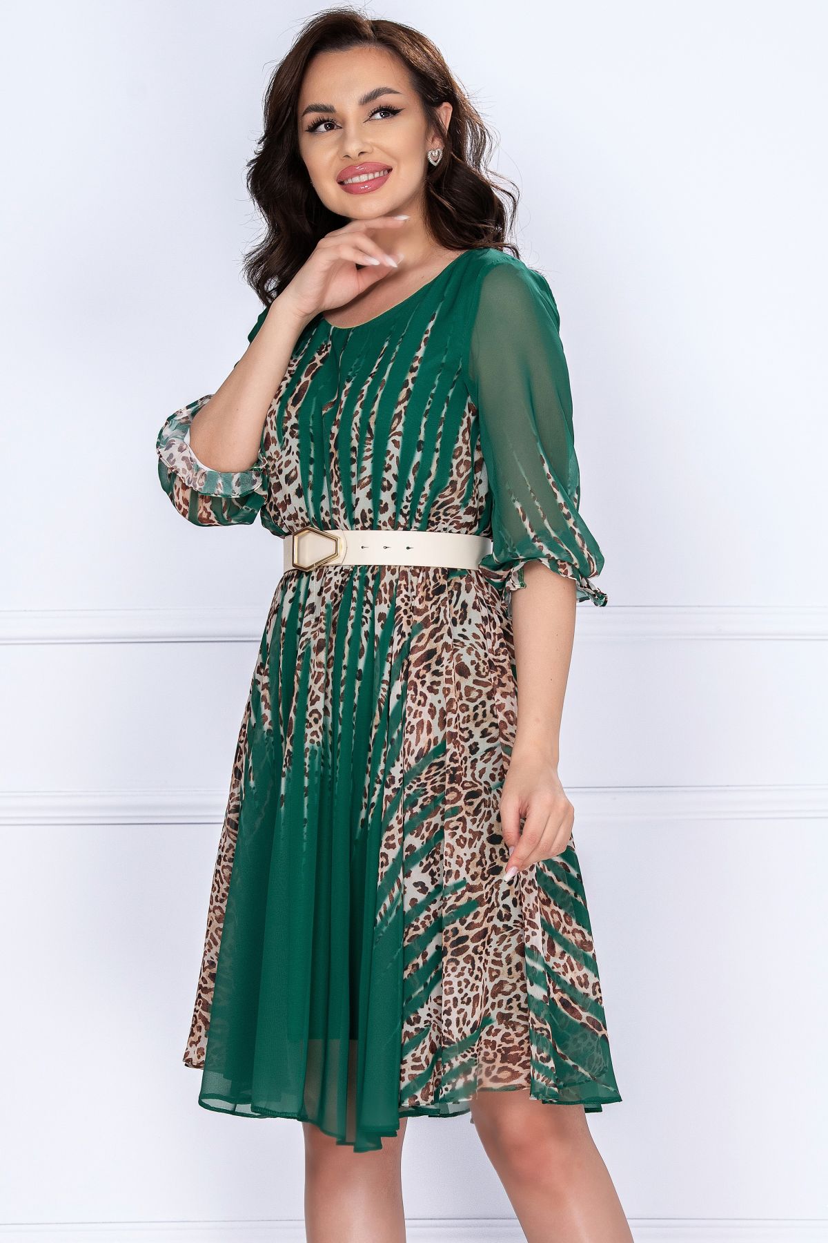 Rochie de zi verde din voal cu imprimeu leopard