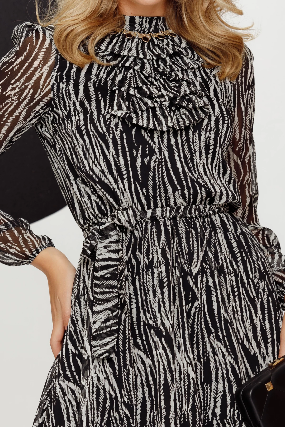 Rochie de zi Fofy in clos din voal cu imprimeu grafic