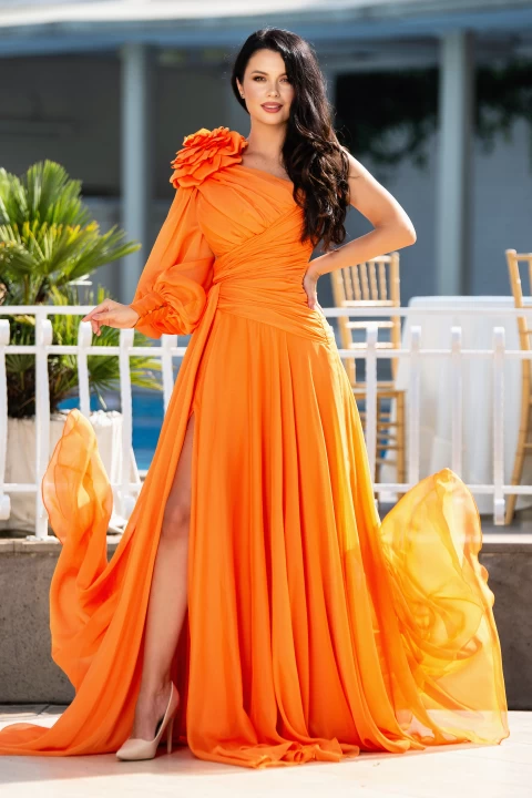 Rochie de lux Chic Diva orange lunga cu fronseuri si floare 3D