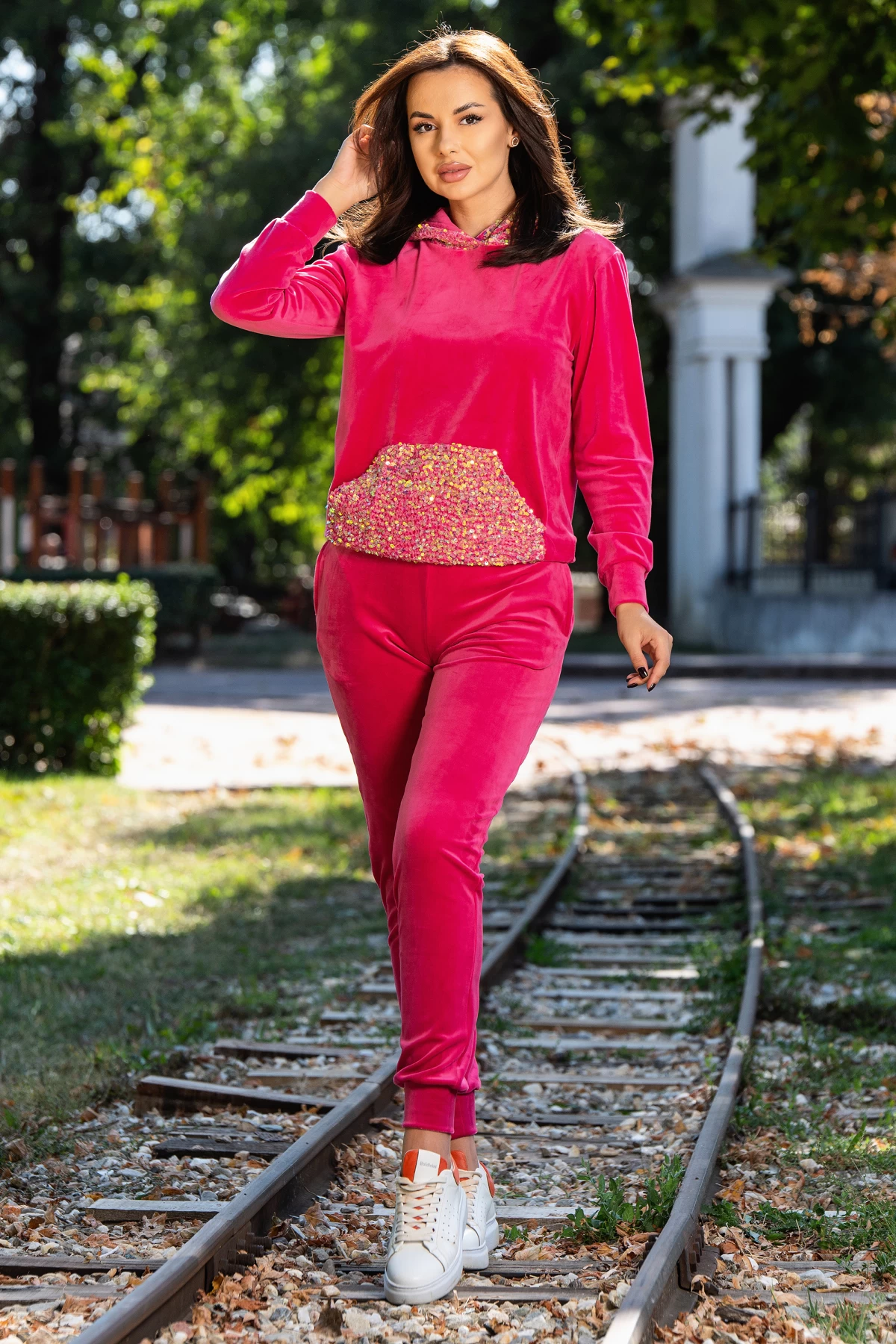 Trening dama din catifea Sparkle ciclame cu paiete sclipitoare