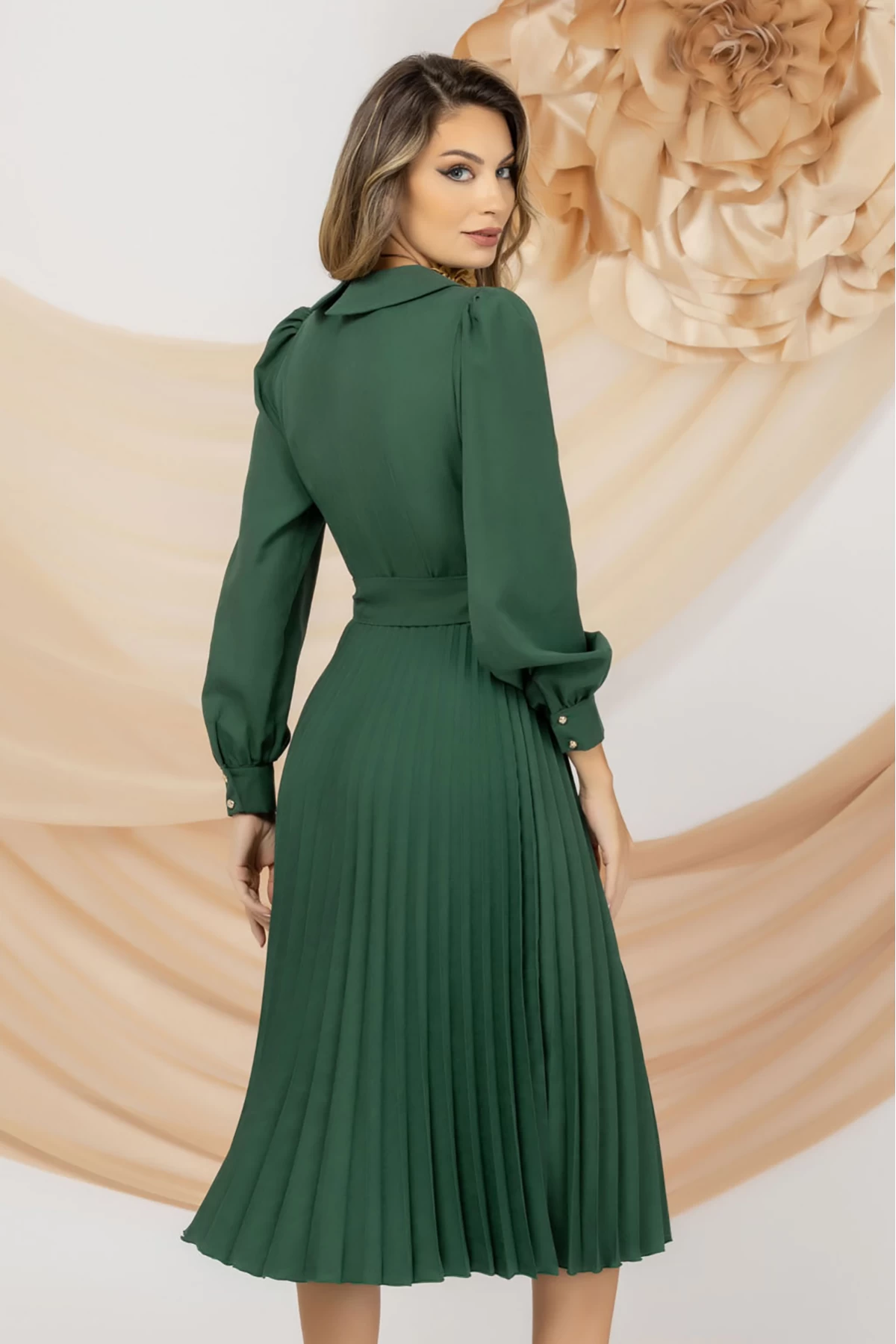 Rochie de zi verde Pretty Girl cu pliseuri