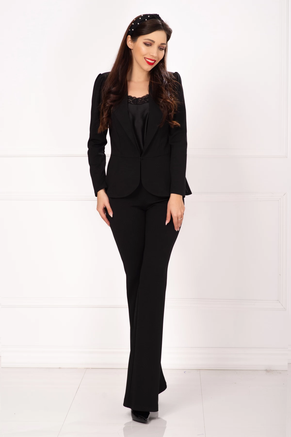 Compleu office elegant negru cu pantaloni evazati