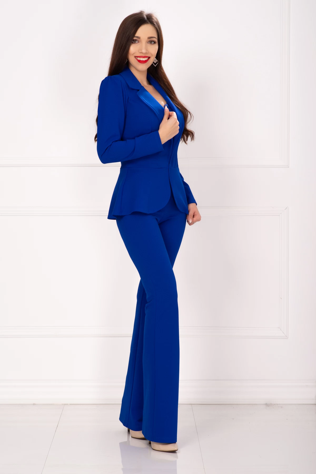 Compleu office elegant albastru royal cu pantaloni evazati