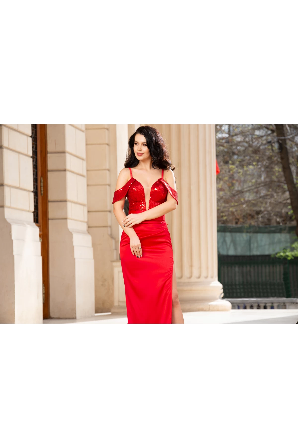 Rochie rosie eleganta lunga Simina cu paiete si inchidere tip corset