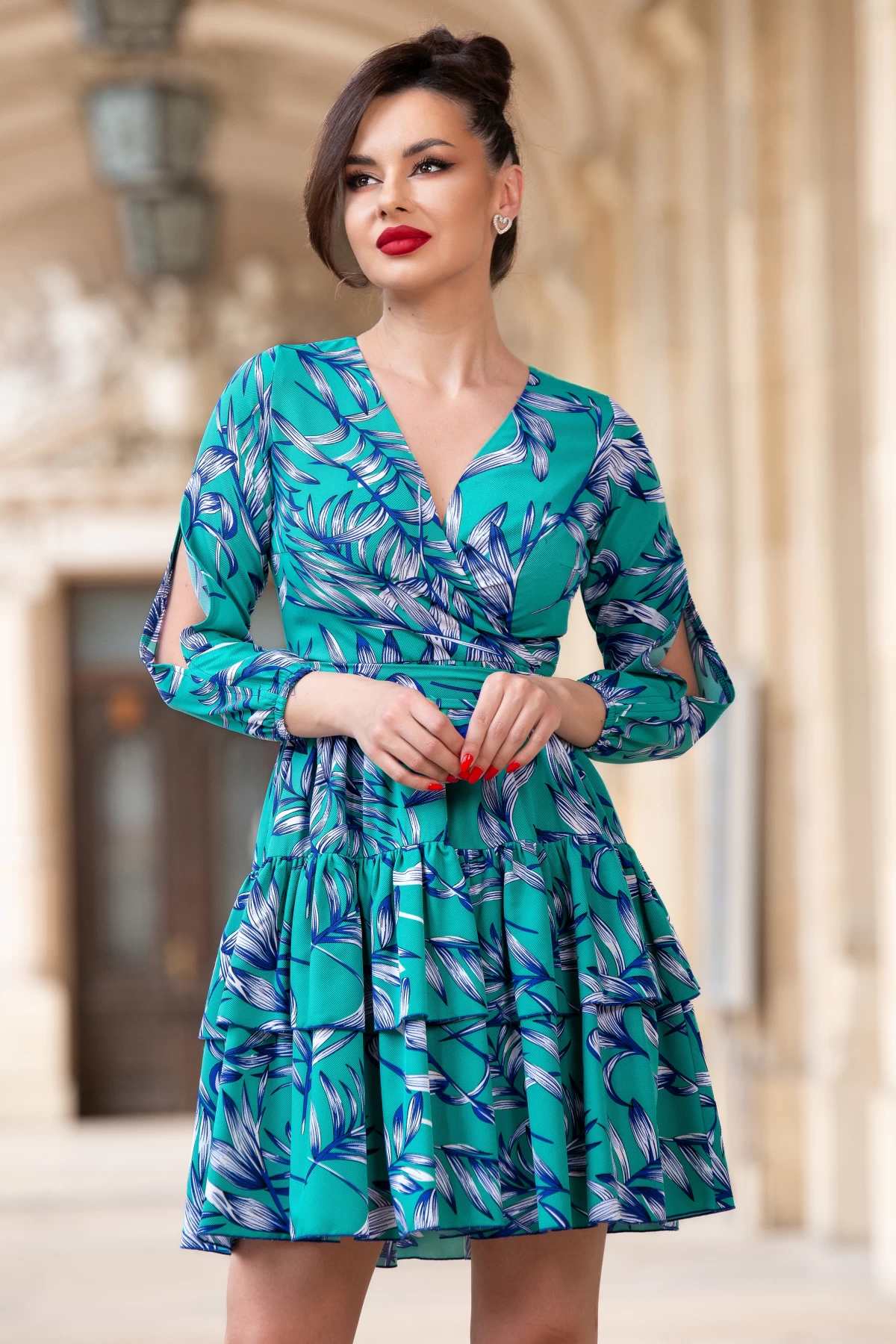 Rochie verde cu volanase si imprimeu floral By InPuff