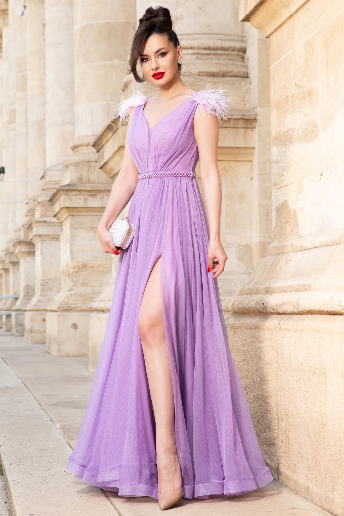 Rochie eleganta de seara lunga lila Gratiela cu perle in talie si fulgi pe umeri
