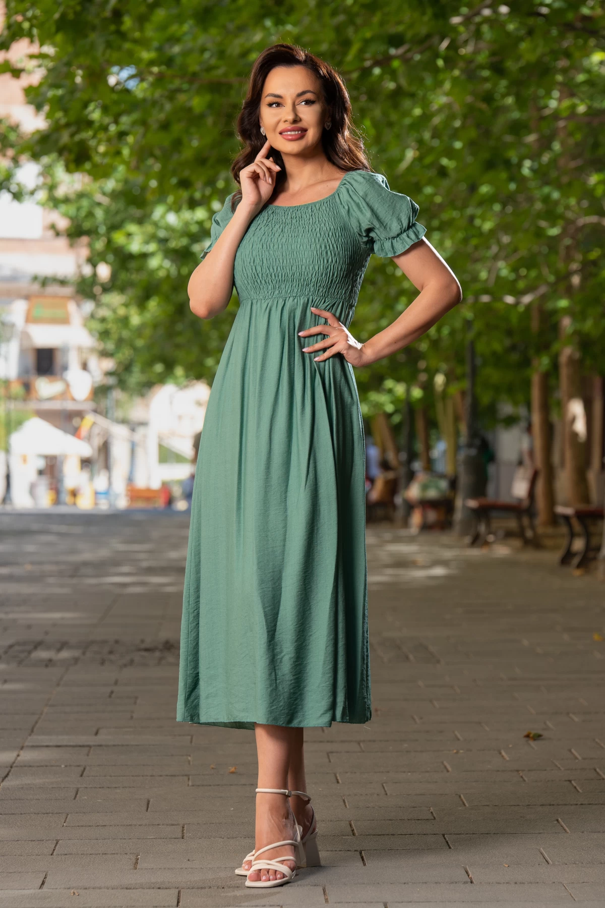 Rochie casual midi din vascoza mint cu bust incretit