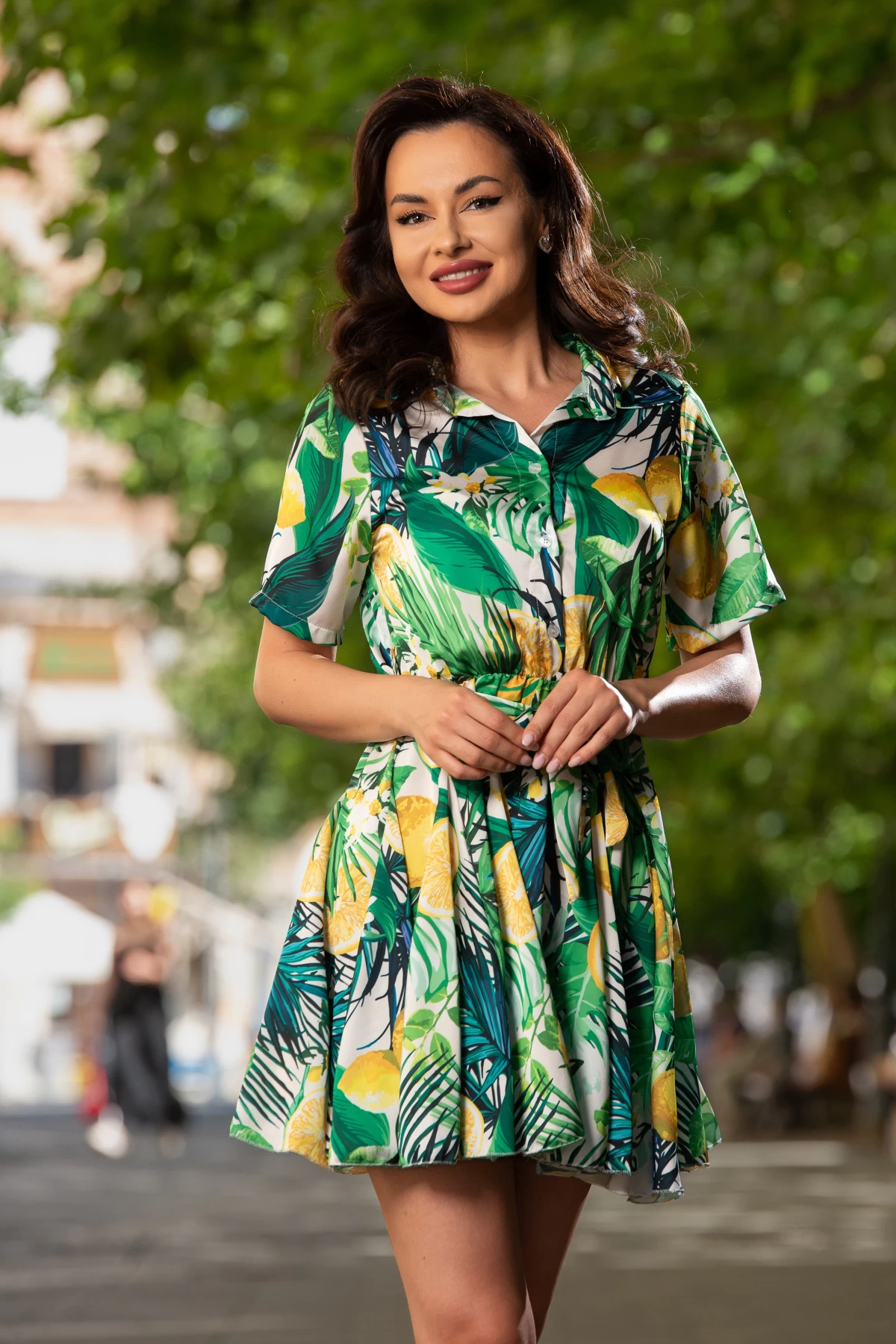 Rochie de zi in clos cu imprimeu lamai