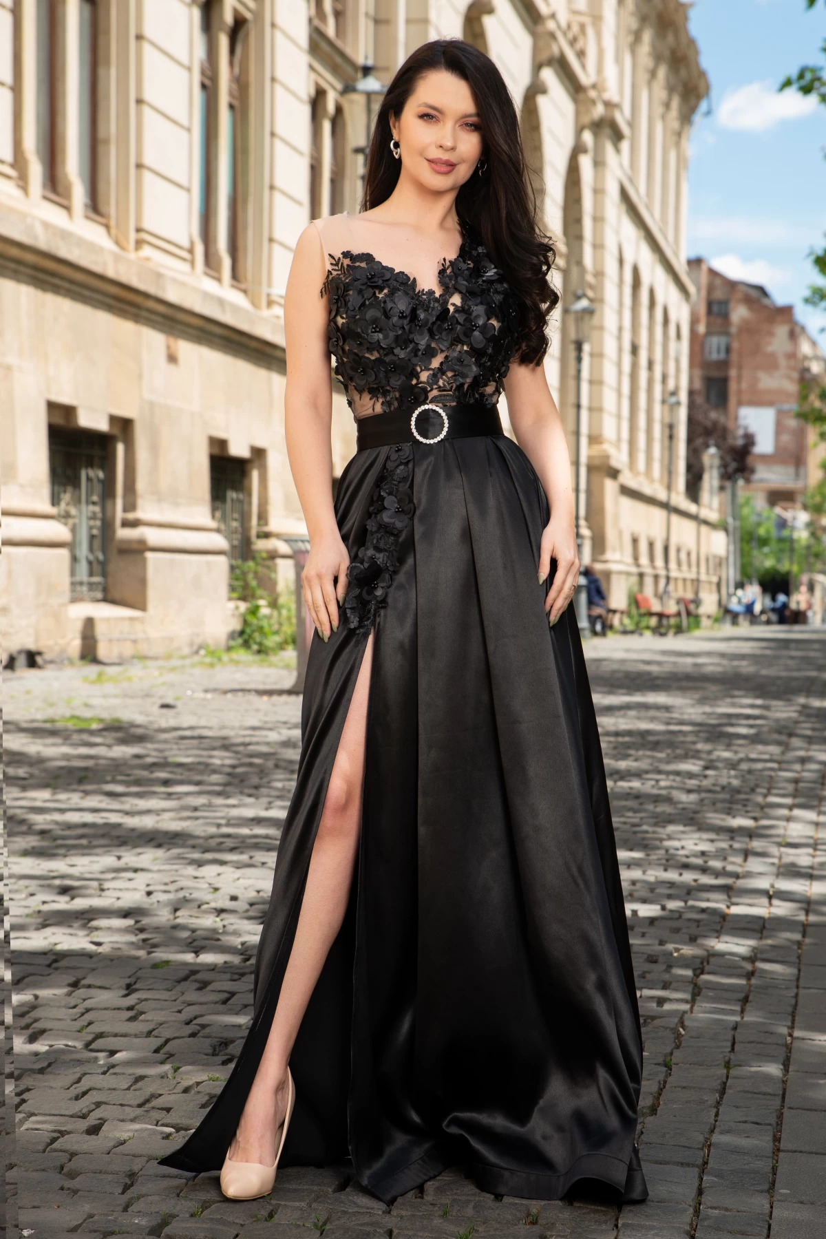 Rochie eleganta Ofelia neagra lunga cu flori 3D